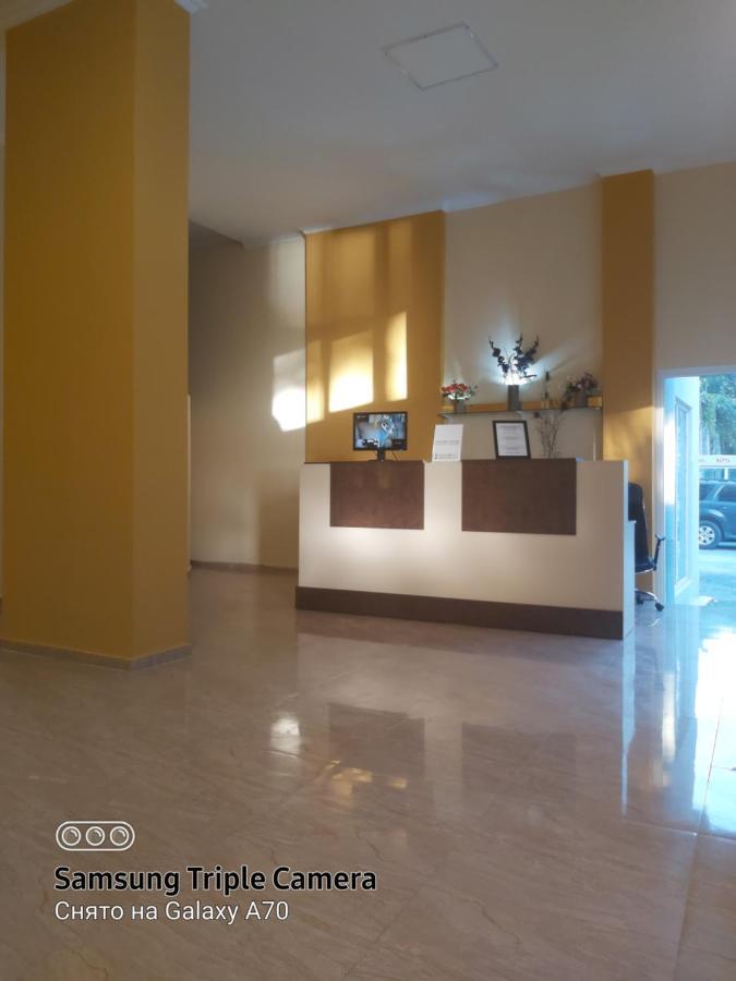 Квартира У Моря С Двумя Балконами Batoumi Extérieur photo