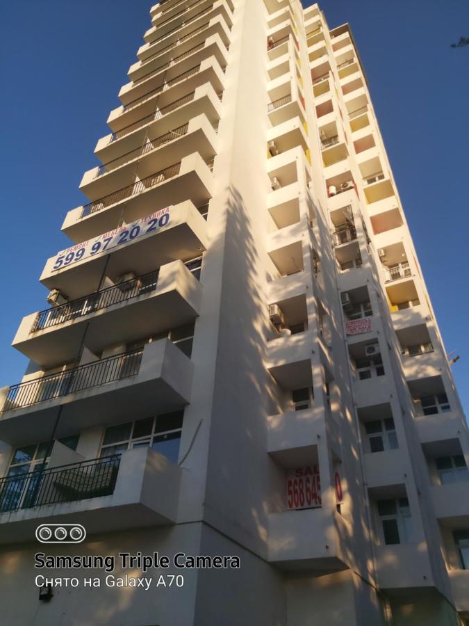 Квартира У Моря С Двумя Балконами Batoumi Extérieur photo