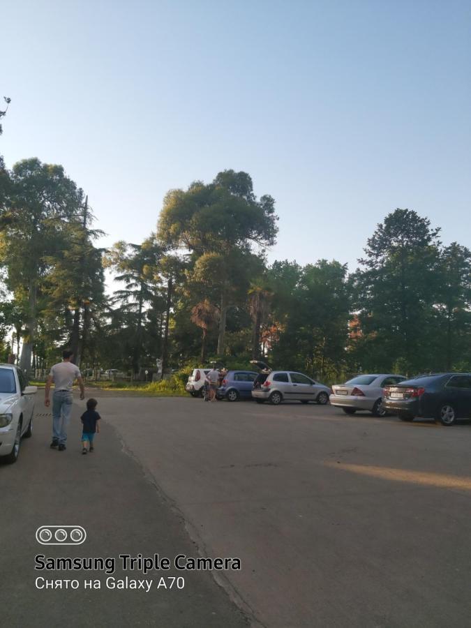 Квартира У Моря С Двумя Балконами Batoumi Extérieur photo